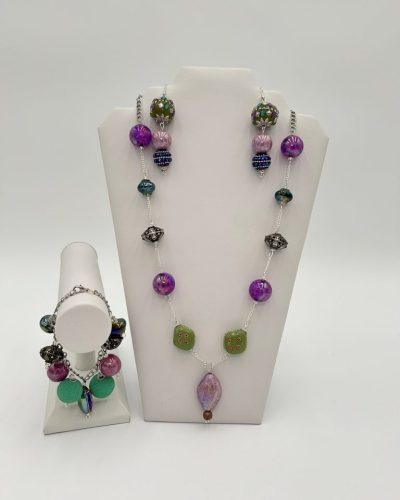 Violet purple necklace set handmade with matching earrings and a bracelet