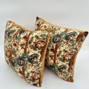 Brown wolf print decorative pillow set handmade for animal theme design.