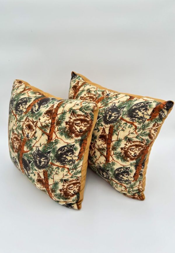 Brown wolf print decorative pillow set handmade for animal theme design.